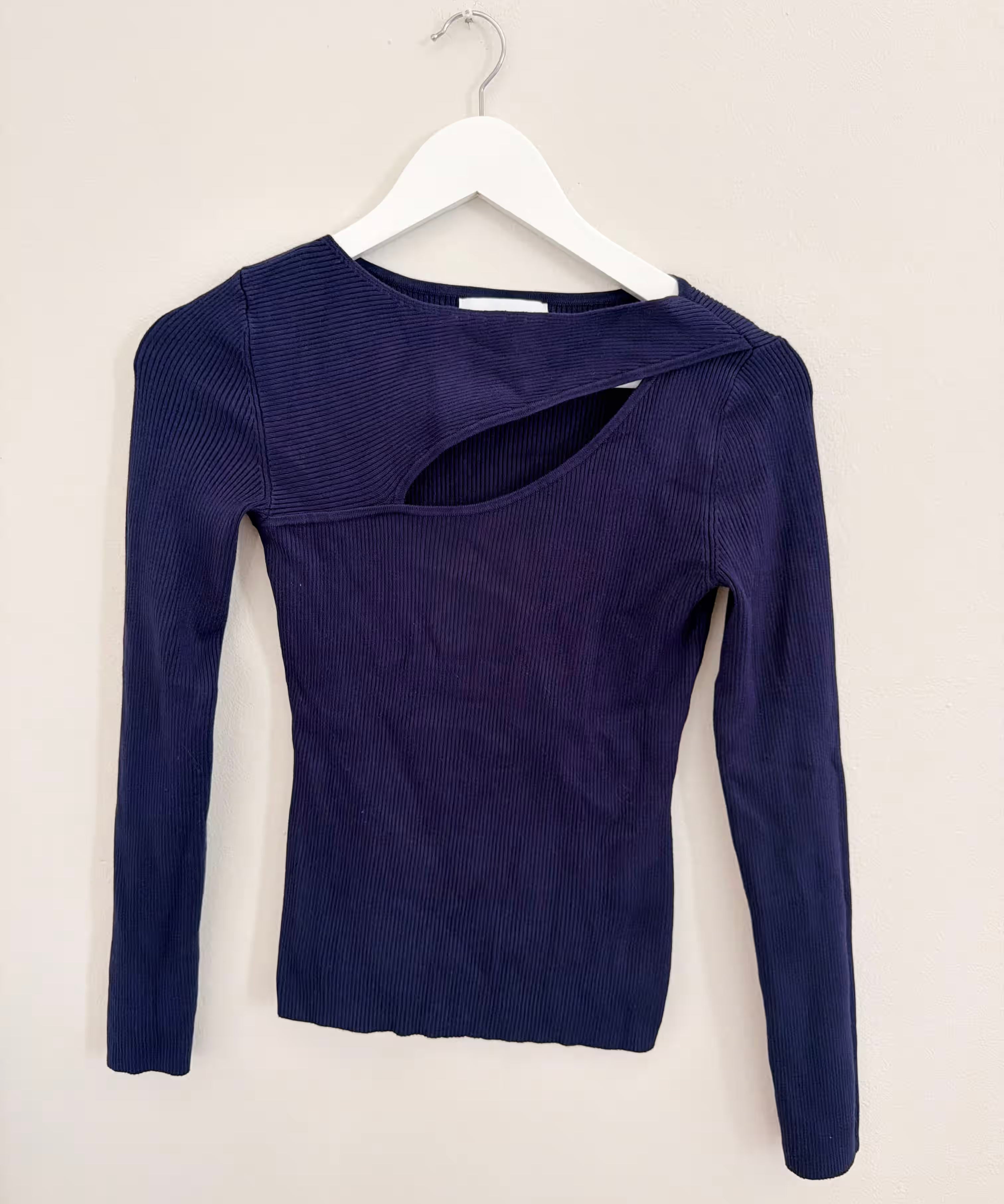 Loved-by-Lilli-Second-Hand-Womens-Blouses-Tops-Purple-XX-Small-Witchery-1_6b0390b0-3562-4521-b2b2-6671e9210d06.avif