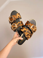 Size 5 / EU38 / 5 Leopard Print Flats from Miladys