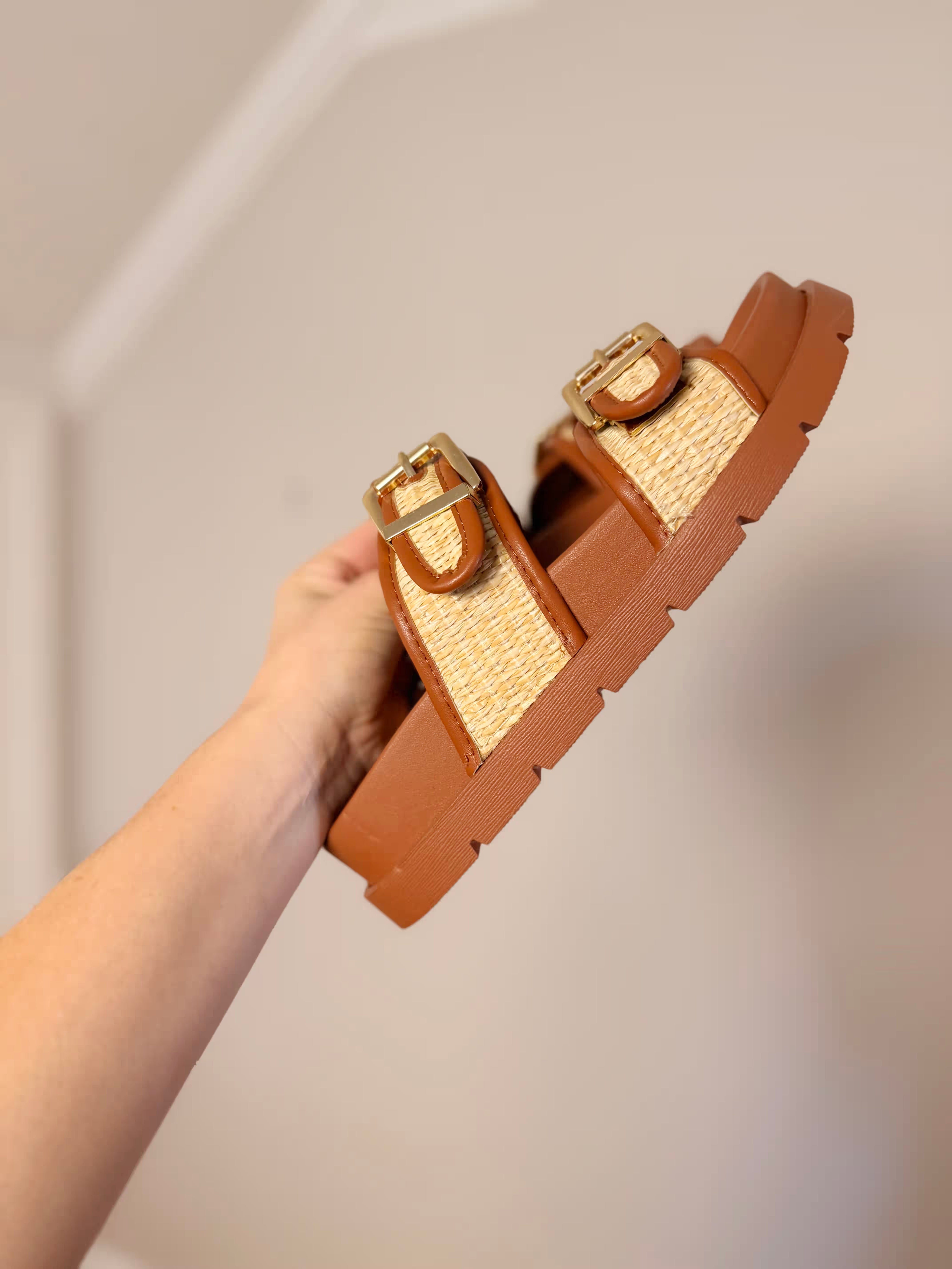 Size 5 / EU38 / 5 Neutral Flats from Miladys