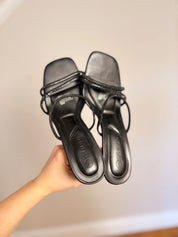 Size 5 / EU38 / 5 Black Heels from Ackermans