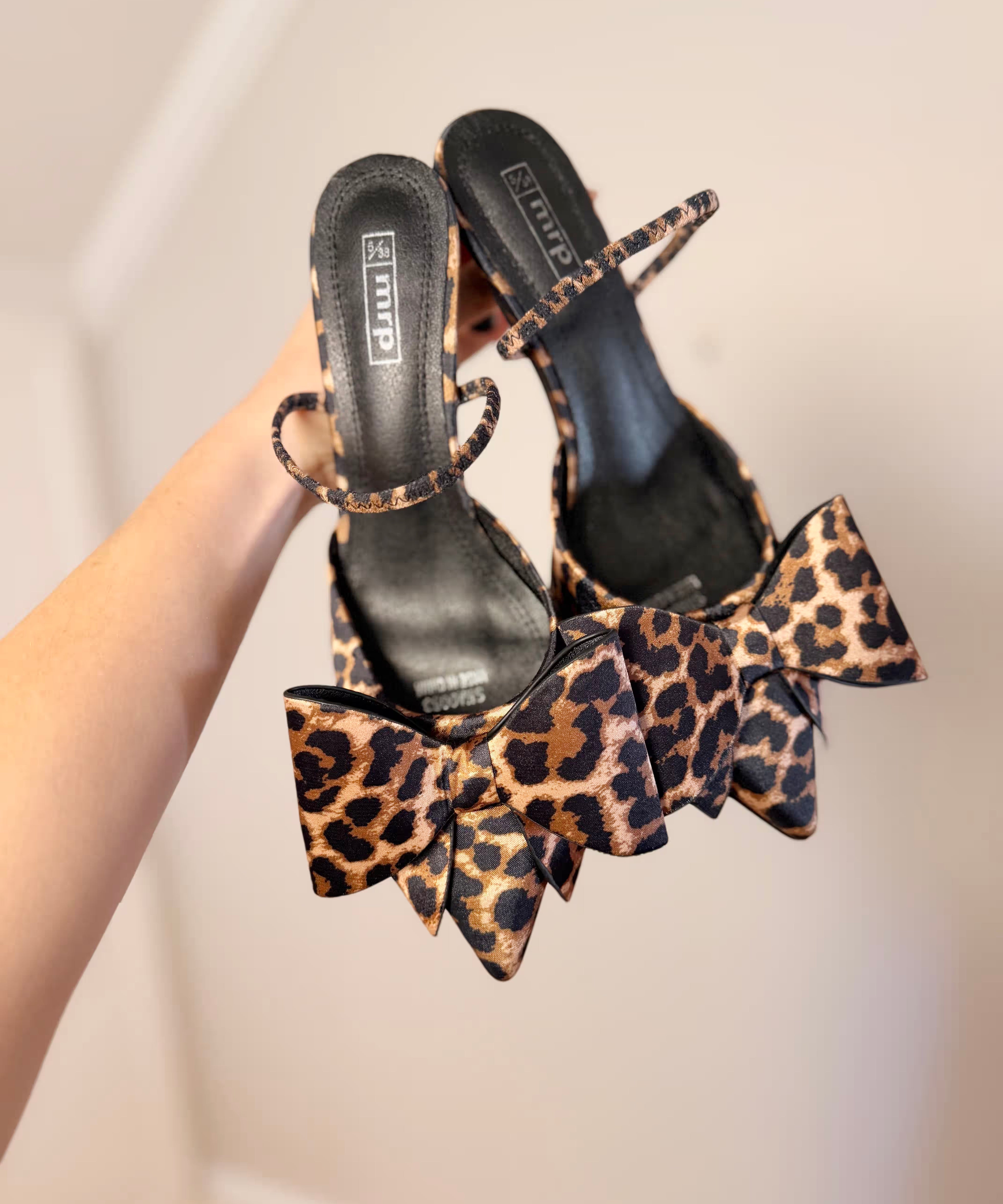 Loved-by-Lilli-Second-Hand-Womens-Heels-Shoes-Multi-_-Print-Size-5-_-EU38-_-5-Mr-PrIce-1_234e8295-3348-46c2-b095-eff54ee85e30.avif