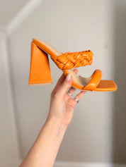 Size 5 / EU38 / 5 Orange Heels