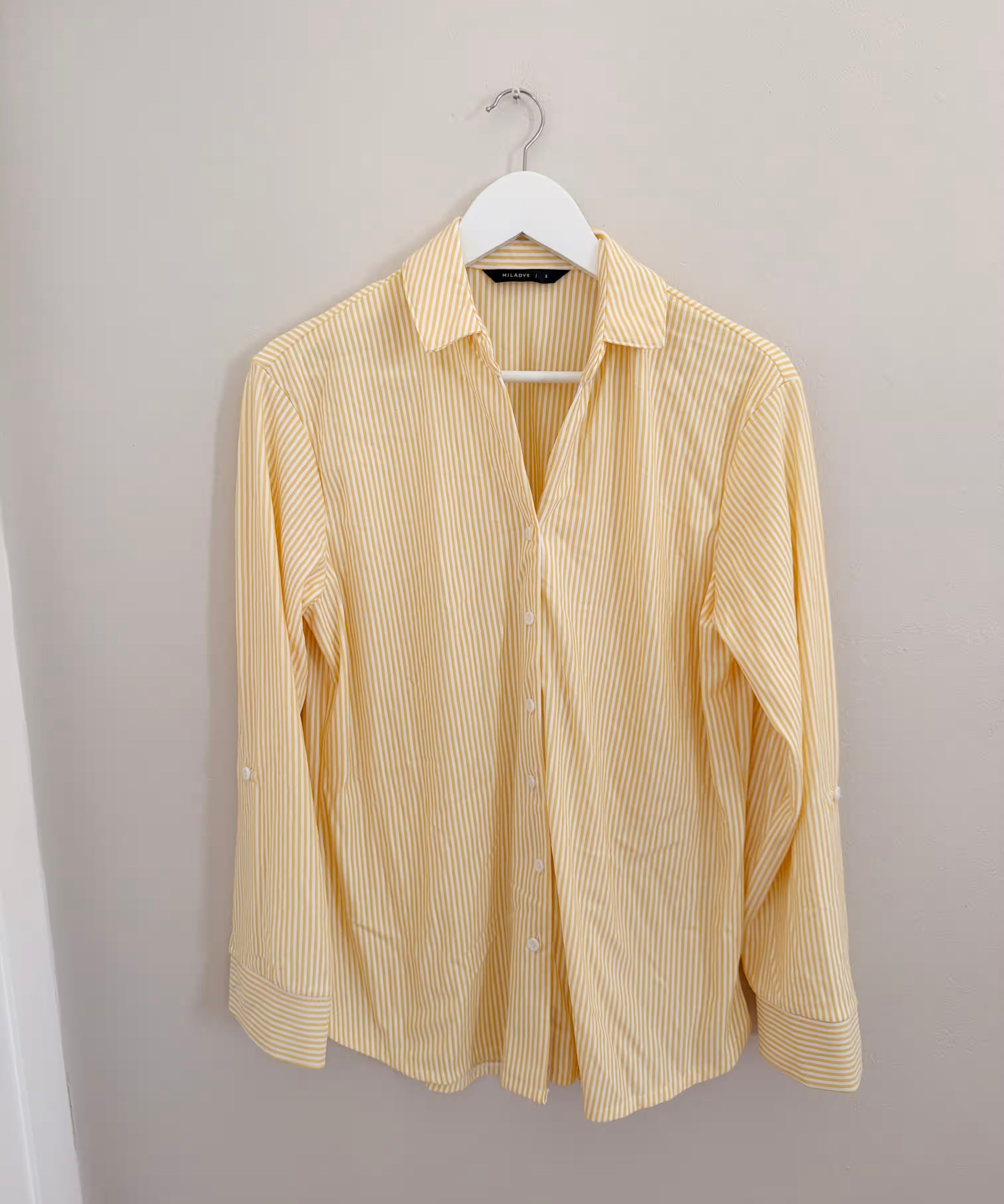 Loved-by-Lilli-Second-Hand-Womens-Shirts-Tops-Yellow-Small-Miladys-1_297590b0-b5c1-4c17-8289-baaa8c8e1e48.avif