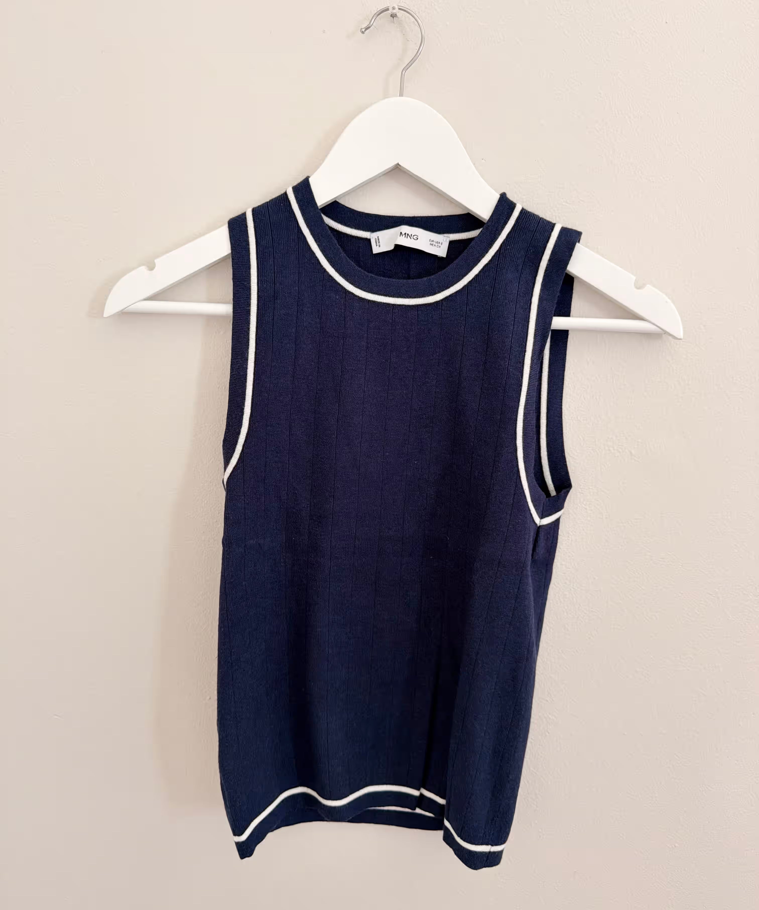 Loved-by-Lilli-Second-Hand-Womens-T-shirts-Vests-Camis-Tops-Blue-Small-Mango-1_9c5c1811-eb0e-4426-96f2-5cd0ae846409.avif